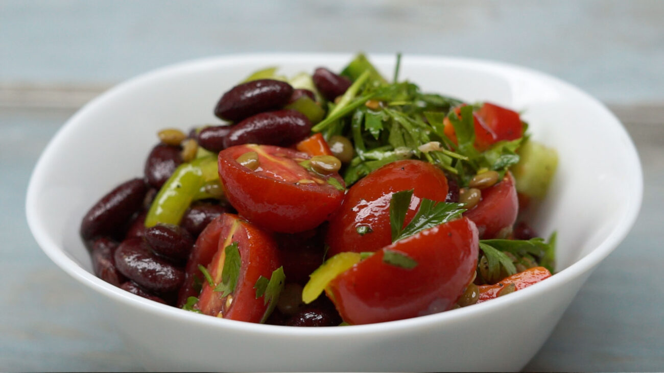 Fasulyeli ve Mercimekli Kavanoz Salata Tarifi